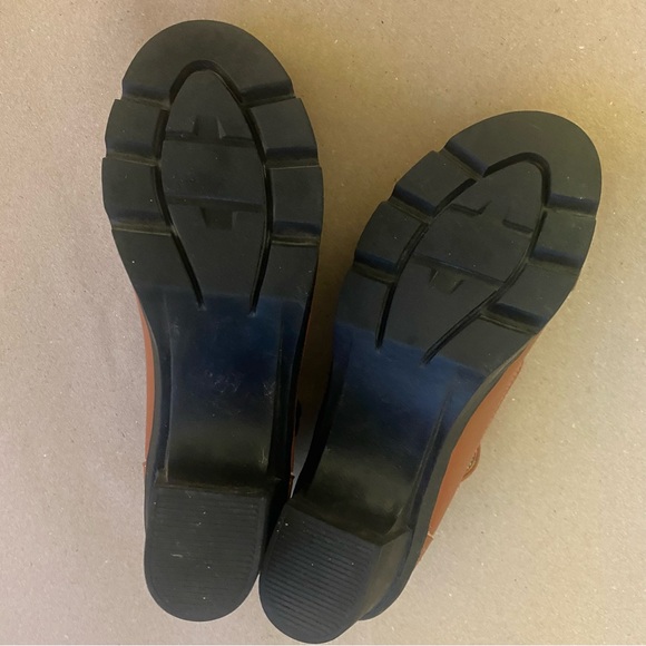 Dadawen Classic T-Strap Heeled Shoes 7.5 EUC - Picture 9 of 10